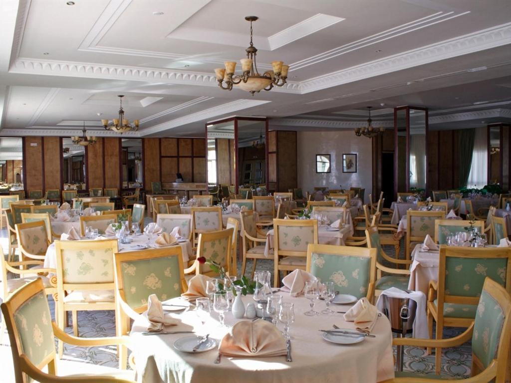 Les Oliviers Palace Szfaksz Kültér fotó