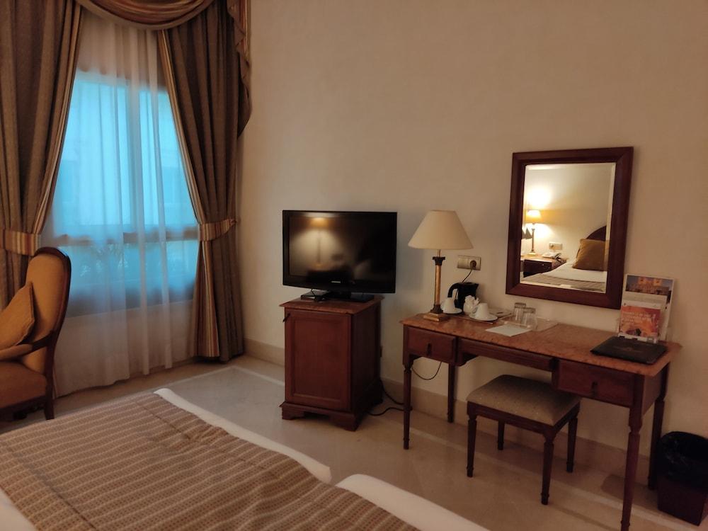 Les Oliviers Palace Szfaksz Kültér fotó